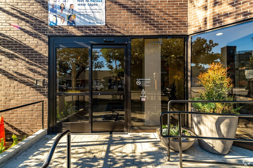 More Photos Of 1450 10th St, Santa Monica Medical For Lease