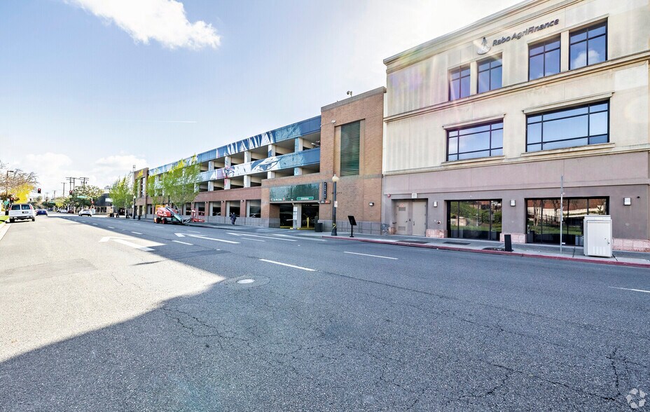 More Photos Of 1020 10th St, Modesto Office For Lease