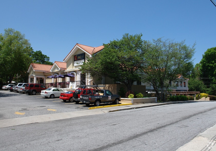 More Photos Of 56 E Andrews Dr NW, Atlanta Storefront For Lease