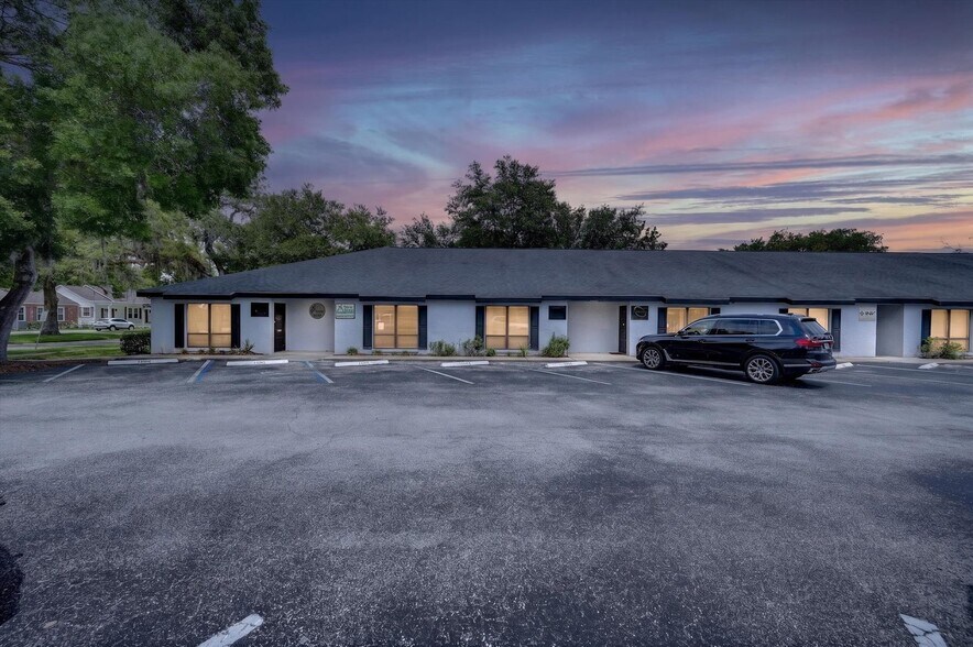 Primary Photo Of 7 W Main St, Apopka Office For Sale