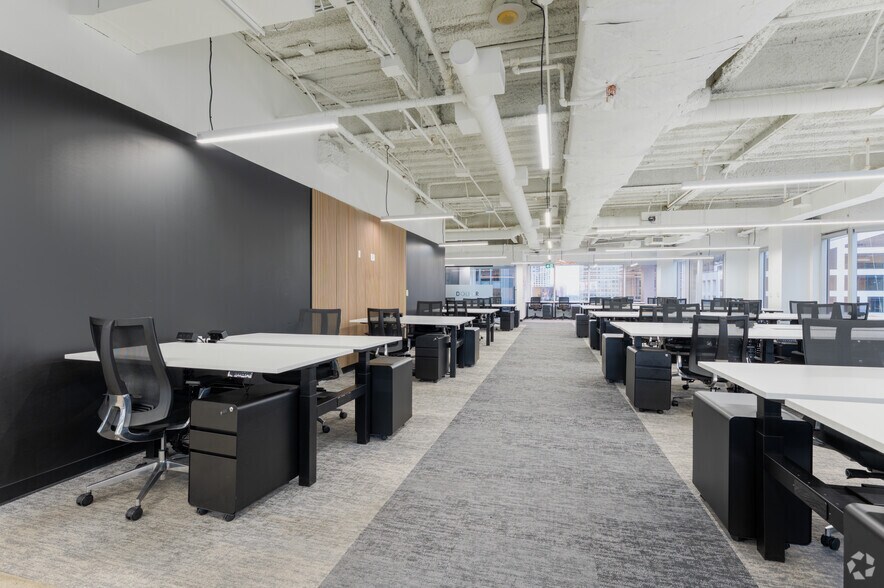 More Photos Of 70 York St, Toronto Office For Lease