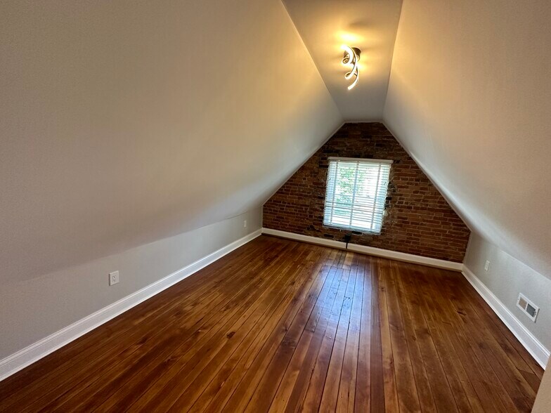 More Photos Of , Columbus Unknown For Sale