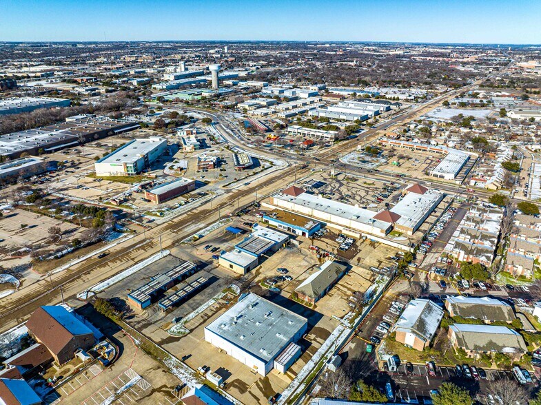 More Photos Of 811 S Greenville Ave, Allen Carwash For Sale