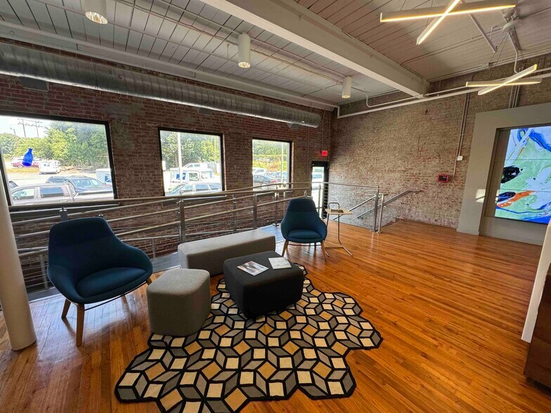 More Photos Of 52-53 Ervin St, Belmont Office For Lease
