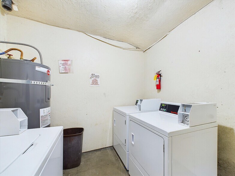 More Photos Of 3002-3016 Smith Ln, Fortuna Apartments For Sale