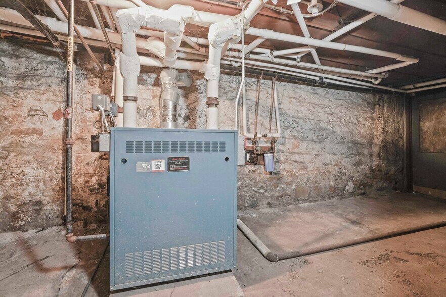 More Photos Of 1670 Putnam Ave, Ridgewood Apartments For Sale