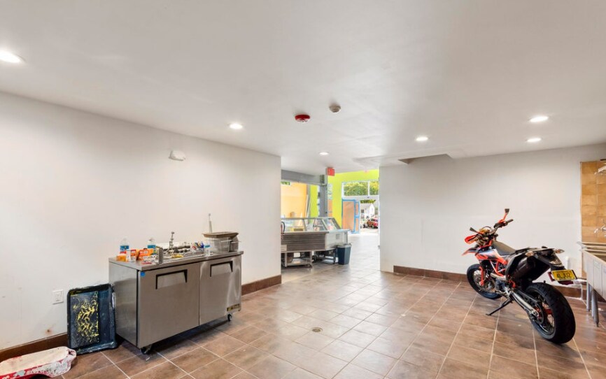 More Photos Of 1822 N Olden Ave, Ewing Restaurant For Sale