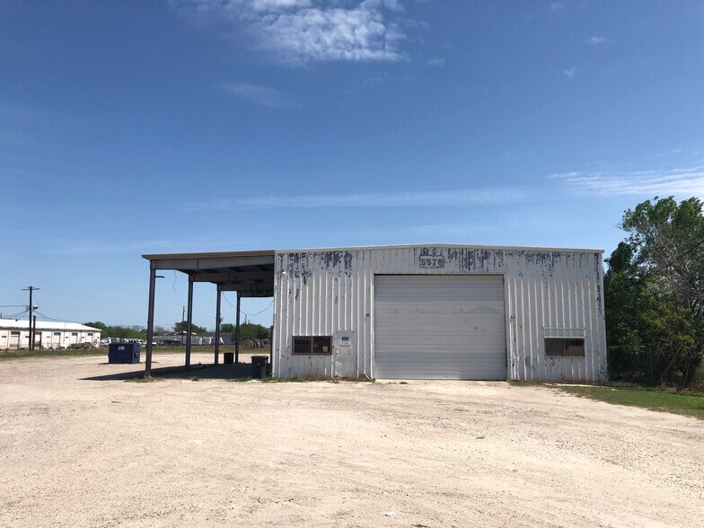 More Photos Of 5568 Ayers St, Corpus Christi Industrial For Sale