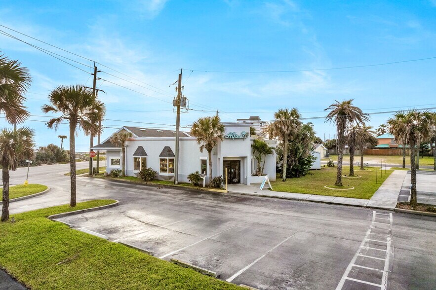 More Photos Of 1666 Ocean Shore Blvd, Ormond Beach Restaurant For Sale