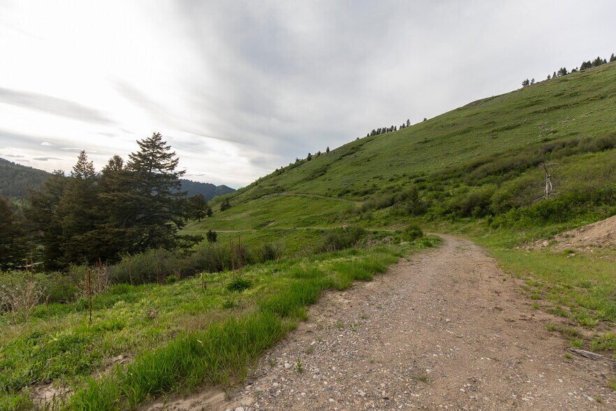 More Photos Of 2 Trail Creek Rd, Bozeman Land For Sale