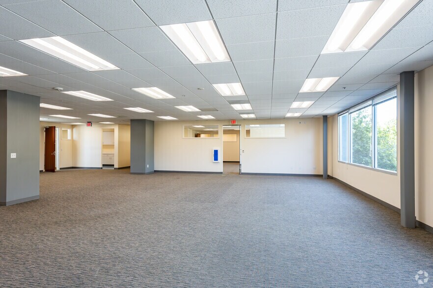 More Photos Of 1250 Main St, Napa Medical For Lease