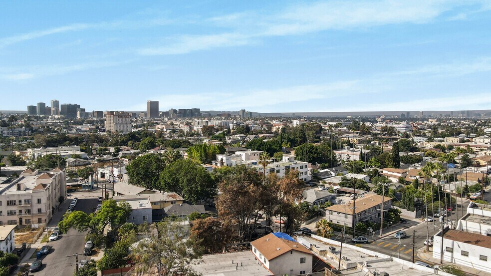 More Photos Of 598 N Hoover St, Los Angeles Land For Sale