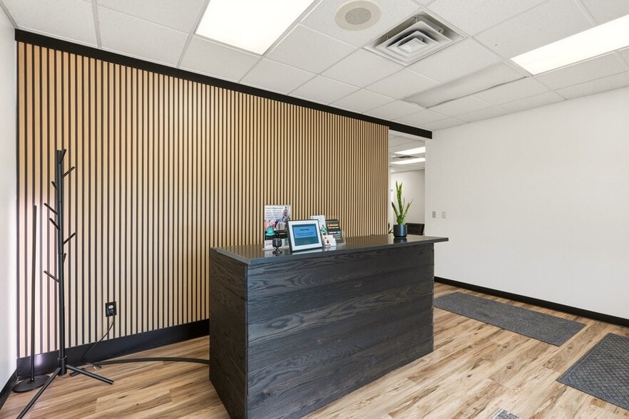 More Photos Of 81-87 Springside Dr, Akron Storefront Retail Office For Lease