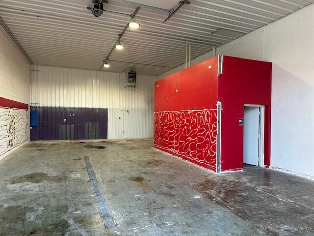 More Photos Of 14623 W Edison Dr, New Lenox Warehouse For Lease