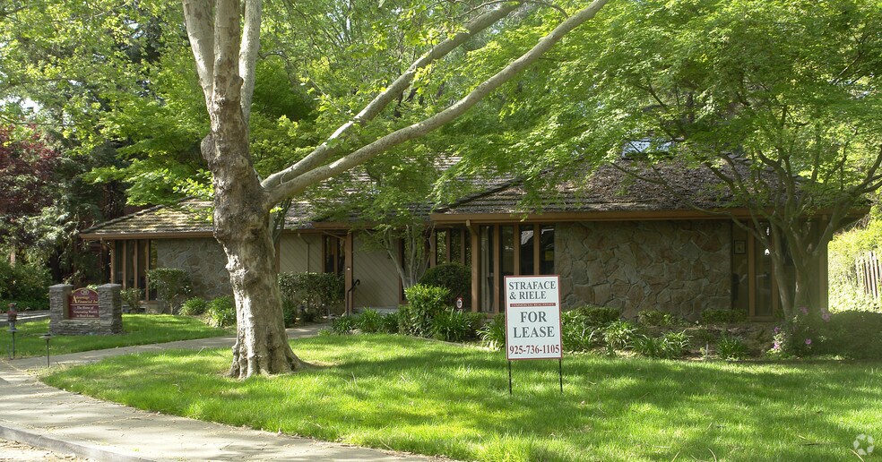 More Photos Of 30 Oak Ct, Danville Office For Sale