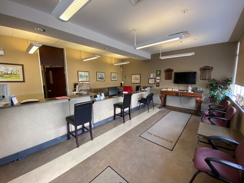 More Photos Of 195 Henry St, Brantford Unknown For Lease