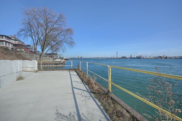 More Photos Of 2444 Military St, Port Huron Land For Sale