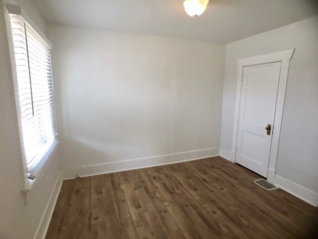 More Photos Of 2364 S Broadway, Denver Office Residential For Lease