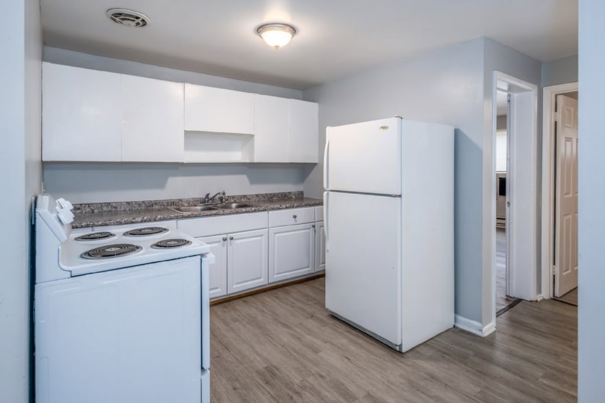 More Photos Of 3272 Gobel Ave, Cincinnati Apartments For Sale