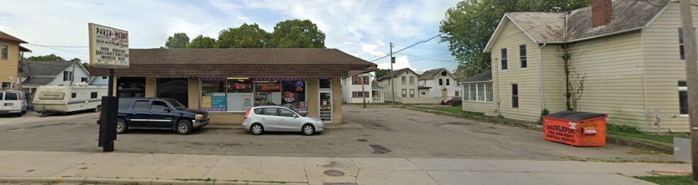 More Photos Of 338 Mount Vernon Rd, Newark Storefront For Sale