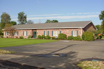 Primary Photo Of 107 Breckenridge St, Grove City Office For Lease