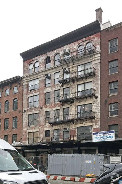 More Photos Of 420 W 14th St, New York Office Residential For Lease