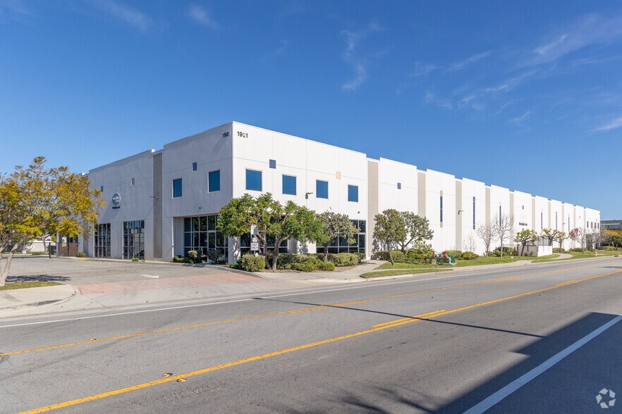 More Photos Of 1901 Eastman Ave, Oxnard Refrigeration Cold Storage For Sale