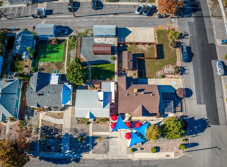 More Photos Of 1047 N 1st St, Montrose Office For Sale