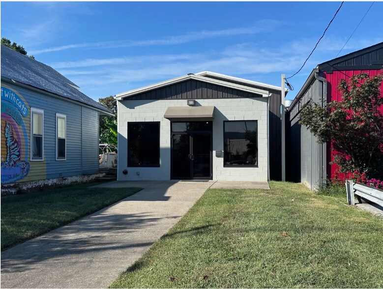 More Photos Of 2228 Dundee Rd, Louisville Freestanding For Sale