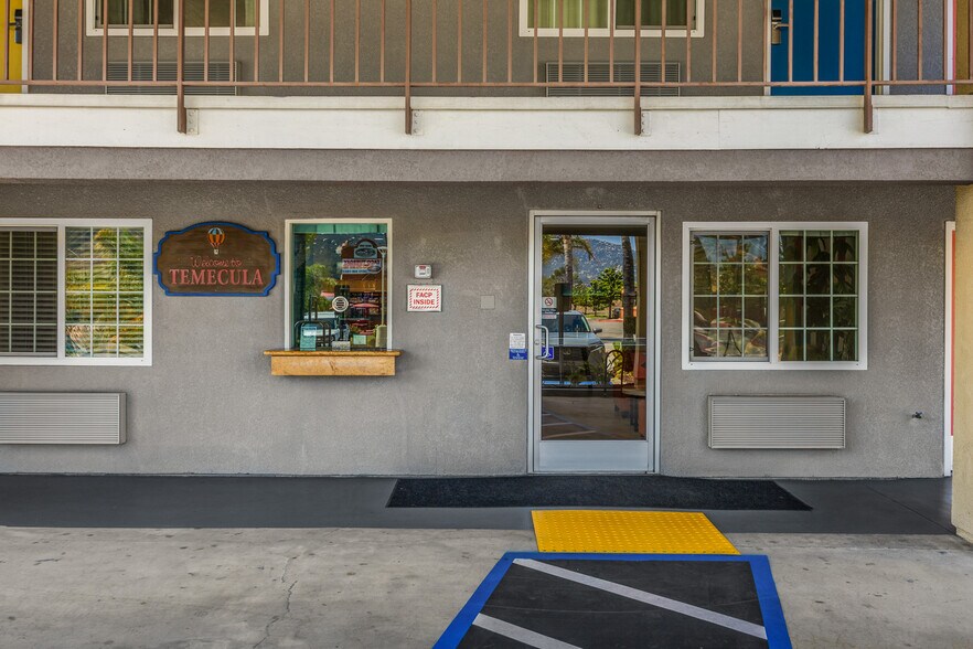 More Photos Of 28980 Old Town Front St, Temecula Hotel For Sale