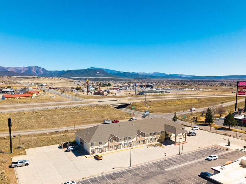 More Photos Of 626 W 1400 N, Beaver Hotel For Sale