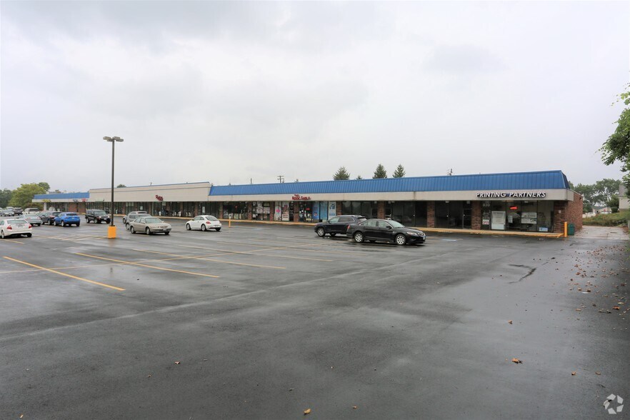 More Photos Of 791-839 Pearl Rd, Brunswick General Retail For Sale
