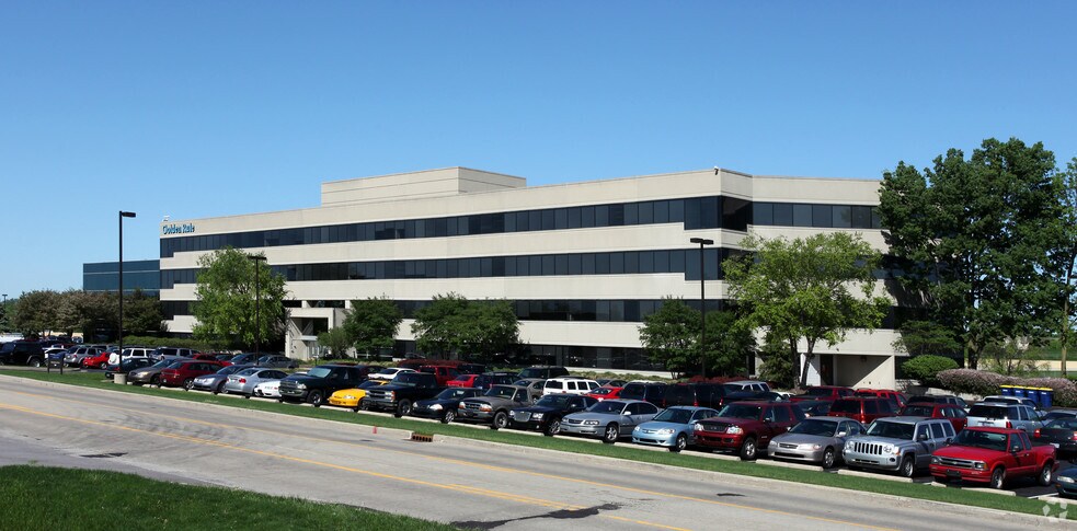 More Photos Of 7440 Woodland Dr, Indianapolis Medical For Lease