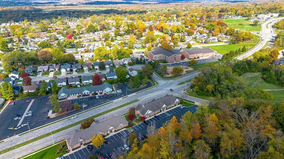 More Photos Of 1081 N University Blvd, Middletown Office For Lease