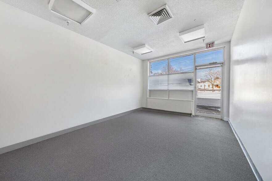 More Photos Of 56 Winthrop St, Concord Medical For Lease