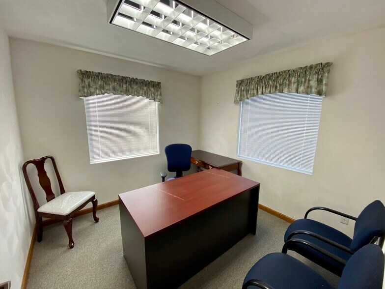 More Photos Of 16888 State Route 706, Montrose Medical For Lease