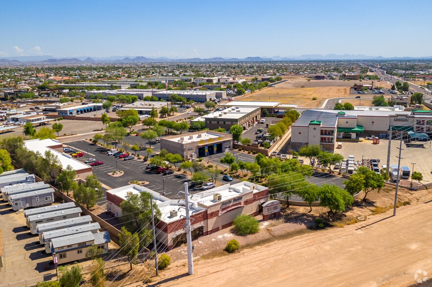 More Photos Of 13431 W Westgate Dr, Surprise Auto Repair For Lease