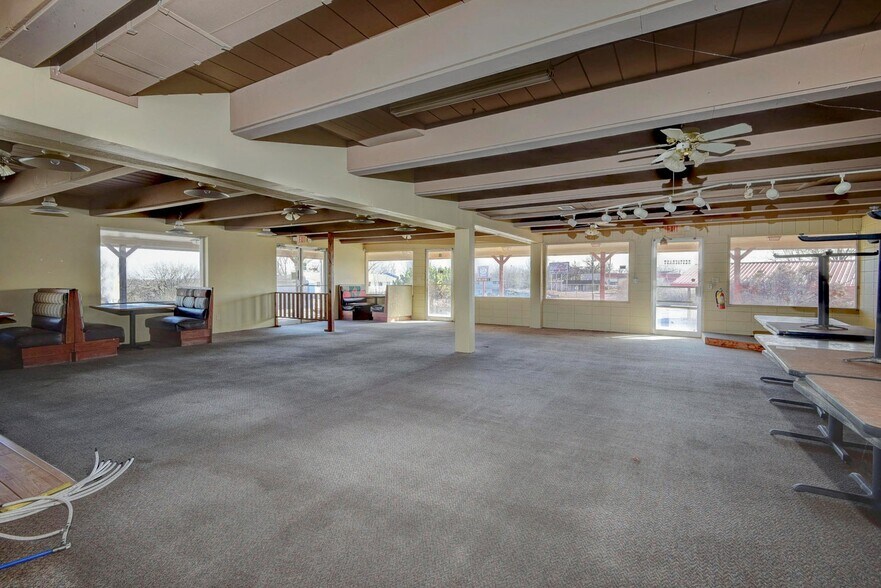 More Photos Of 14981 Mo - 13 Bus Highway, Branson West Restaurant For Sale