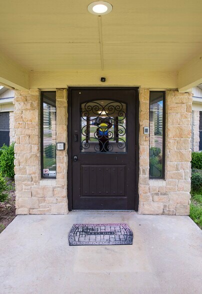 More Photos Of 8579 State Highway 31 W, Athens Skilled Nursing Facility For Lease