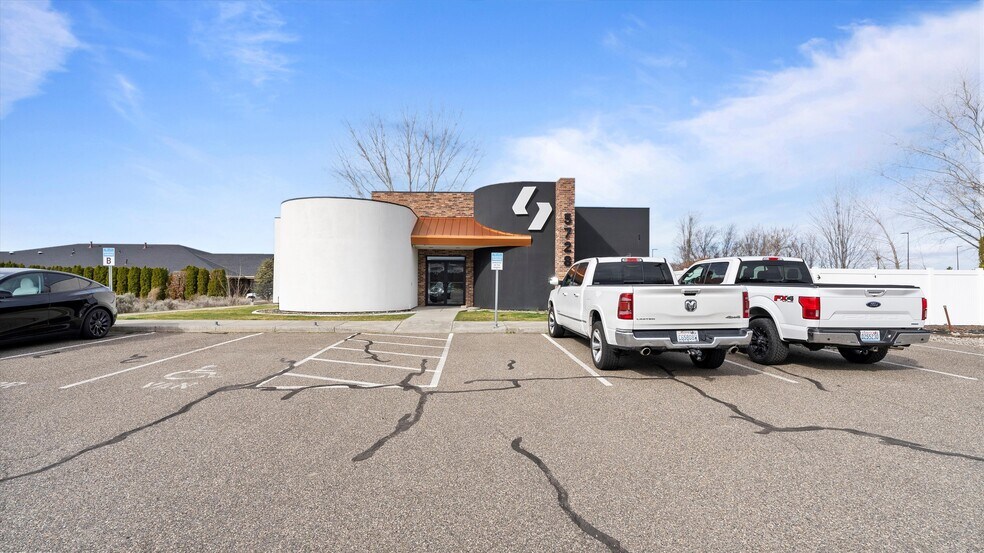 More Photos Of 5728 Bedford St, Pasco Office For Lease