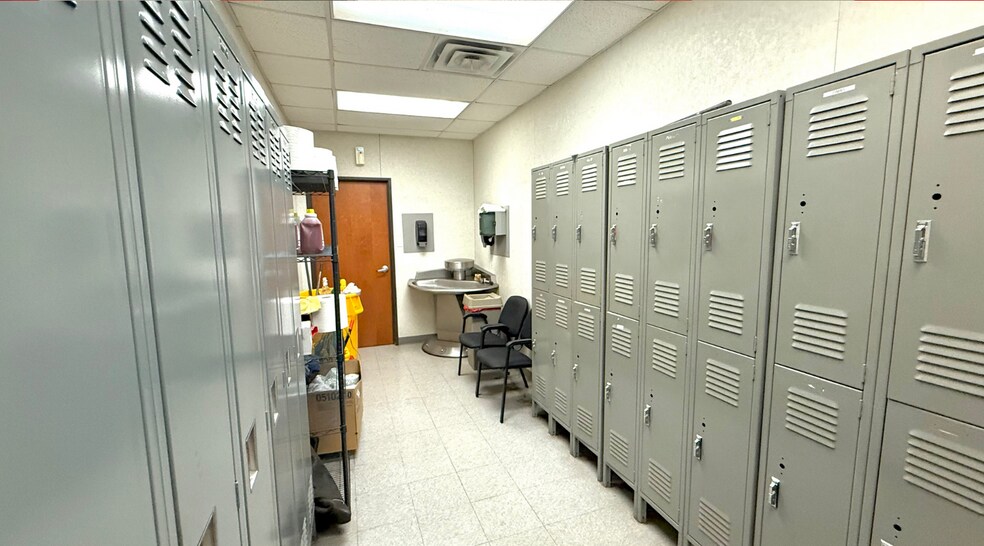 More Photos Of 6300 E Interstate 20, Midland Industrial For Sale