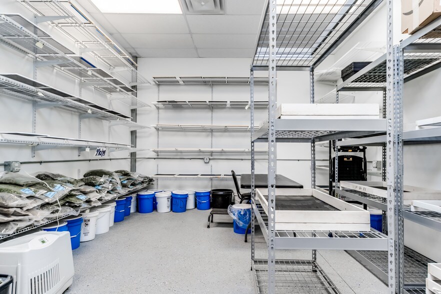 More Photos Of 40444 Bush Rd, Avondale Specialty For Sale