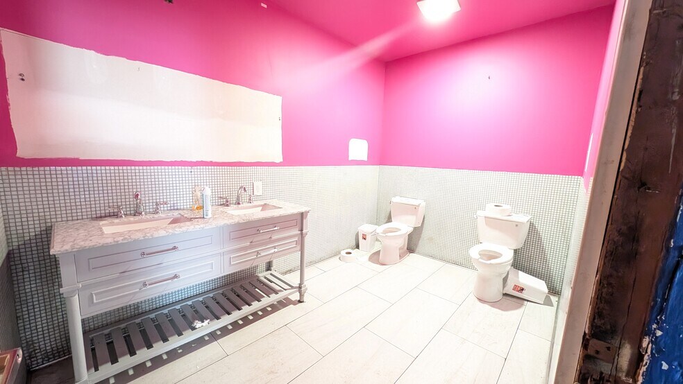 More Photos Of 800 Larkin St, San Francisco Storefront Retail Residential For Sale