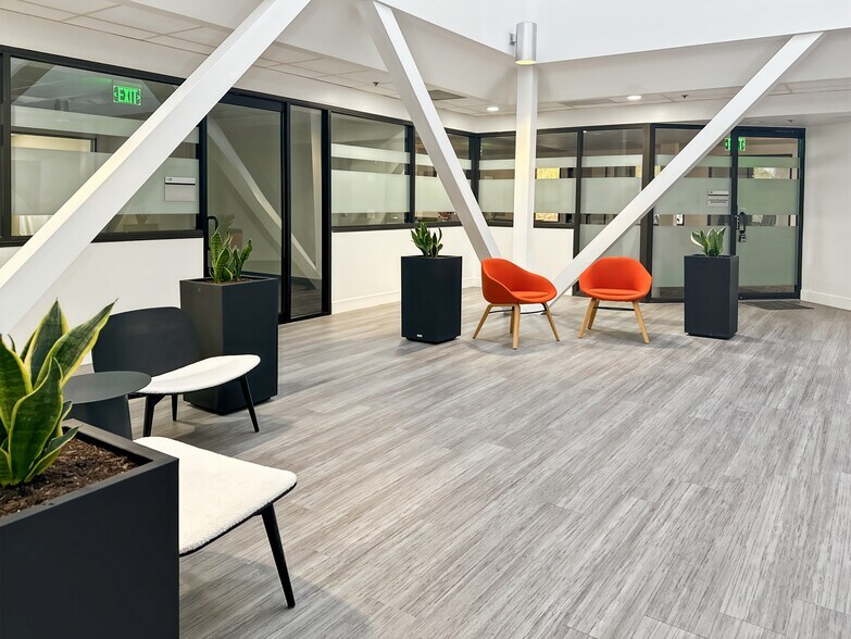 More Photos Of 2001 Addison St, Berkeley Coworking Space