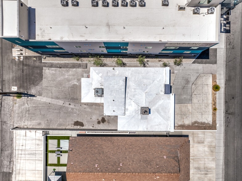 Primary Photo Of 621 S 10th St, Las Vegas Loft Creative Space For Sale