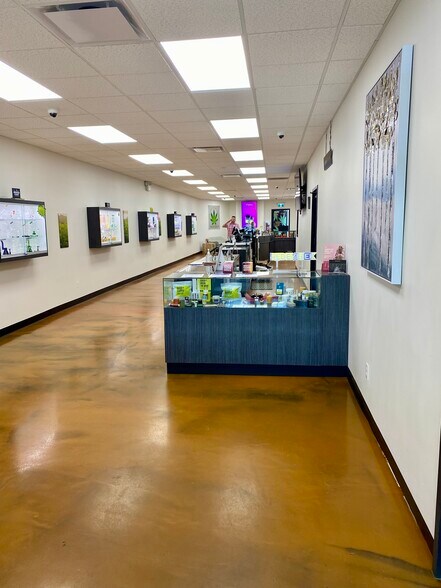 More Photos Of 9904 Franklin Ave, Fort McMurray Storefront Retail Office For Lease