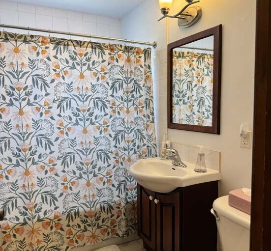 More Photos Of 304 Yonge St, Kingston Apartments For Sale