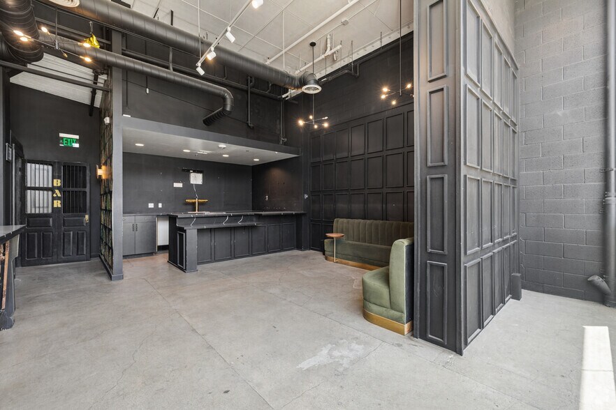 More Photos Of 600 S La Brea Ave, Los Angeles Storefront Retail Residential For Sale