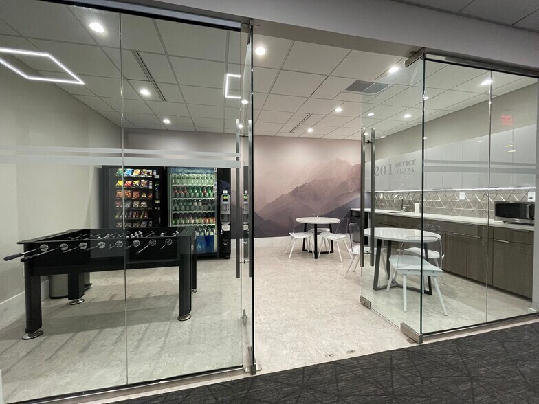 More Photos Of 201 Littleton Rd, Morris Plains Office For Lease