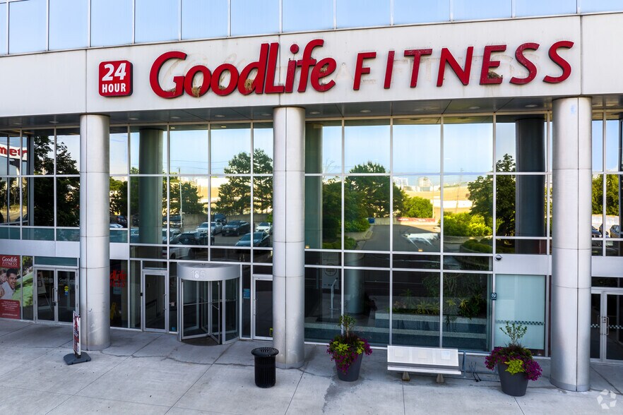 More Photos Of 185 The West Mall, Toronto Office For Lease